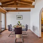 Porta By Interhome *